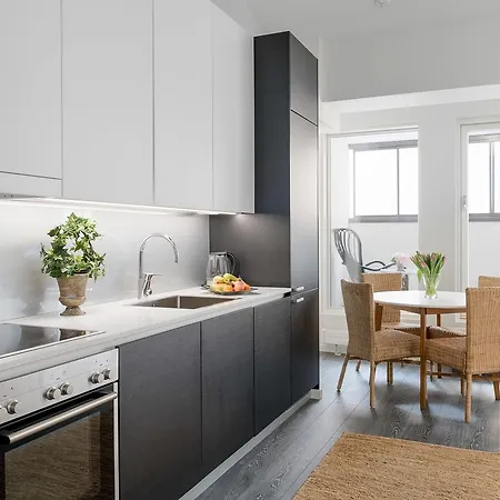 Easyhomes Iso Roobertinkatu 1 Apartmán