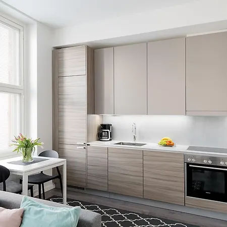 Easyhomes Iso Roobertinkatu 1